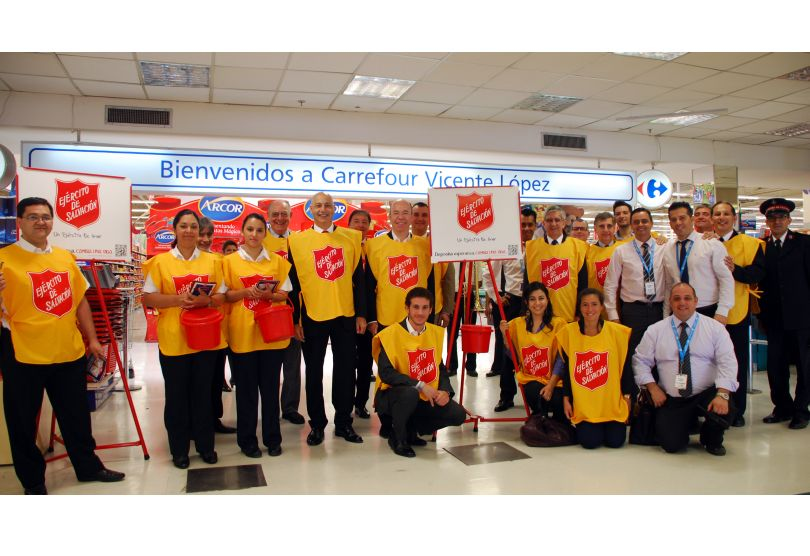 Portada de El Ejército de Salvación y Carrefour lanzaron “La Olla Roja”