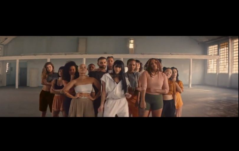 Portada de Itaú apoya a mujeres emprendedoras a través de su campaña #VaiGarota