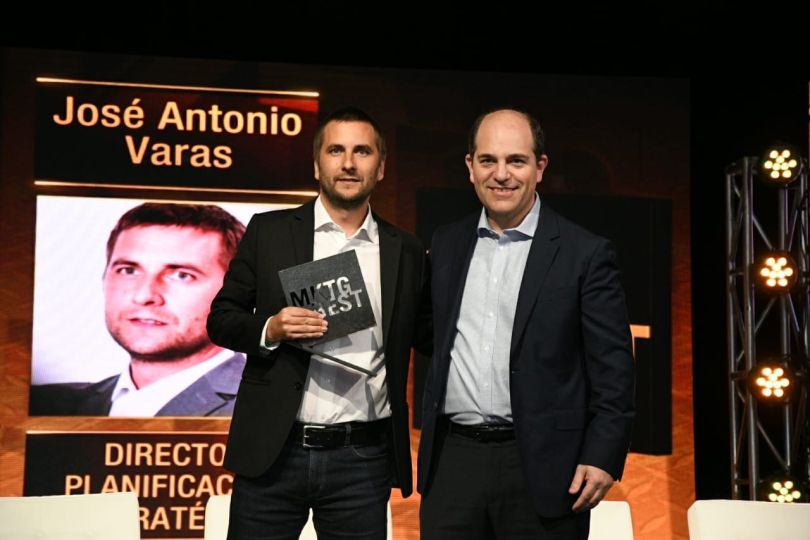 Portada de José Antonio Varas, de VMLY&R Chile, fue premiado en los MKTG BEST 2018