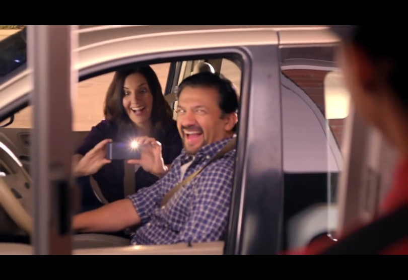 Portada de “Primer cliente”, el nuevo comercial de Alma para McDonald’s