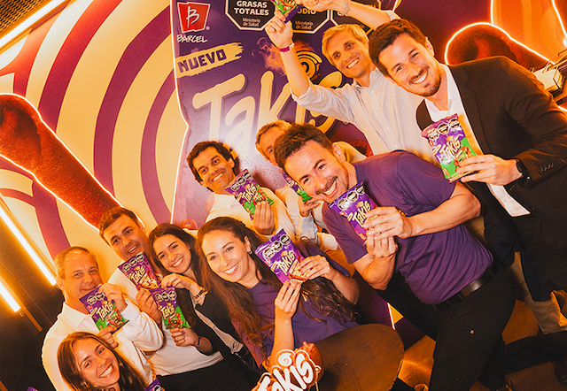 Portada de Grupo Bimbo lanza Takis en Argentina