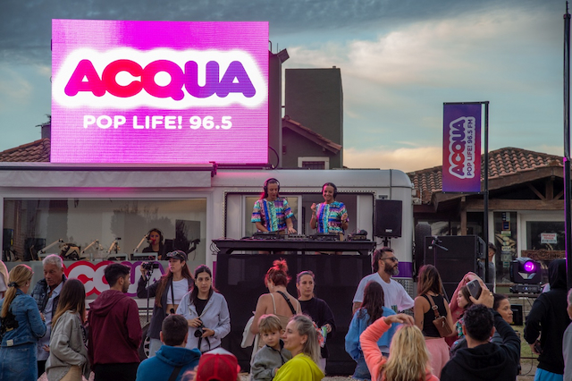 Portada de Acqua organizó junto a Heineken 0.0 un DJ Sunset en el Acqua Truck de Pinamar