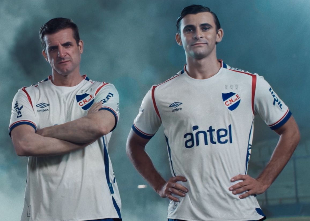Portada de Uruguay: Con IA, From y Umbro presentan la nueva camiseta de Nacional 