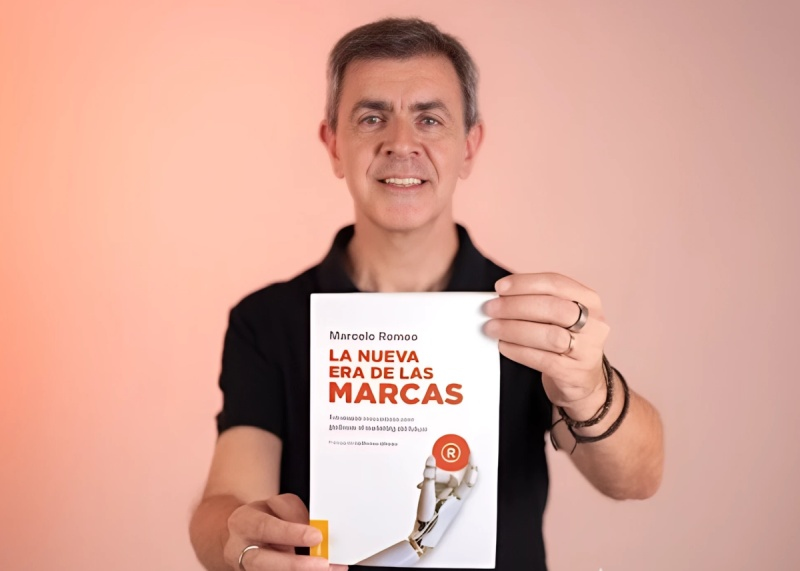 Portada de Marcelo Romero presentó "La nueva era de las marcas"
