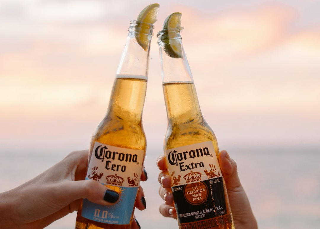 Portada de Corona, Budweiser y Michelob Ultra, las marcas de Cervecería y Maltería Quilmes mejor valoradas en el BrandZ