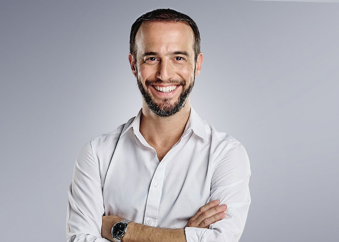 Portada de Nacho Girón se suma a El Cronista
