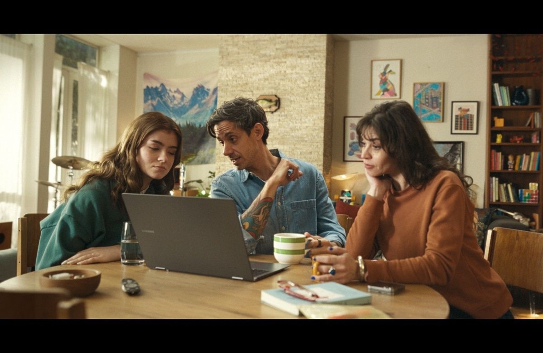 Portada de Estreno: Flow lanza su campaña integral de comunicación con motivo del lanzamiento de Flow+