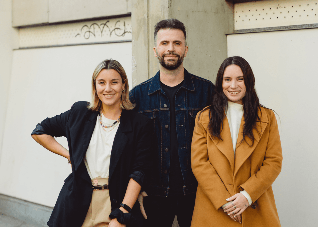 Portada de De be influencers a be: la agencia presenta una nueva identidad