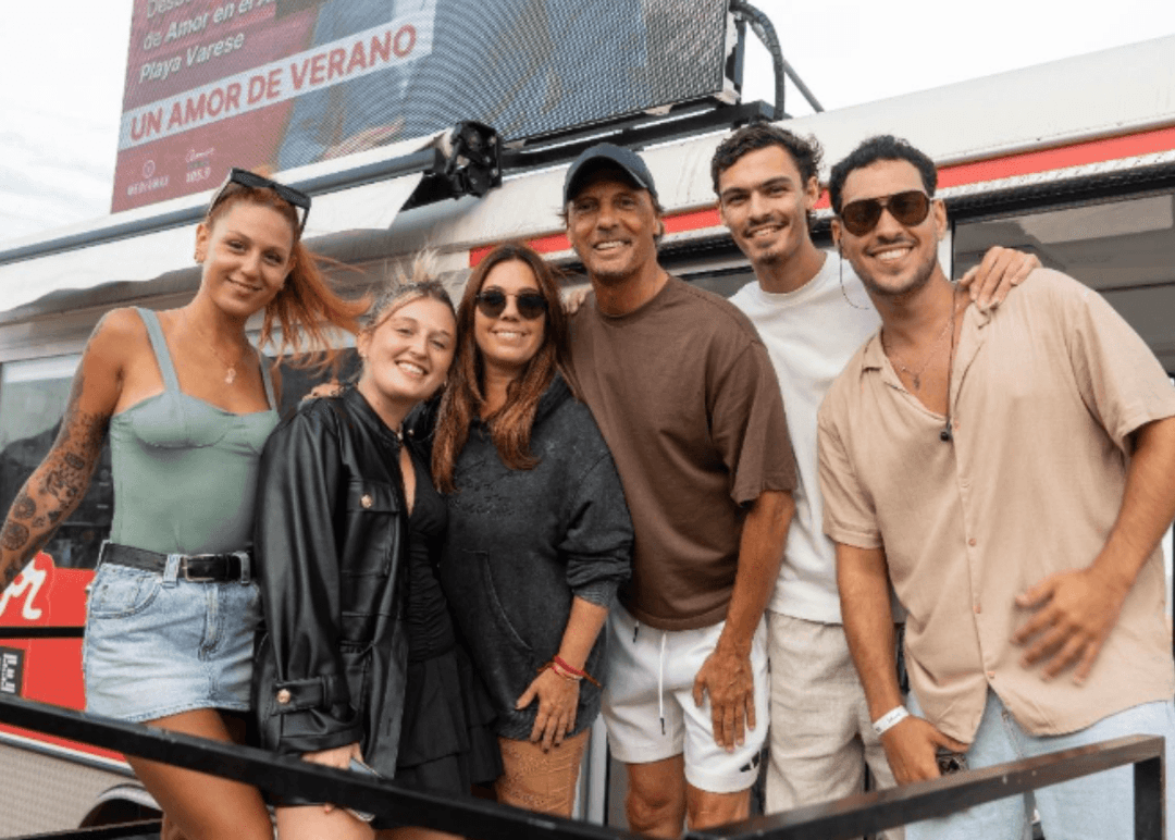 Portada de Gustavo López y Pía Shaw finalizaron su temporada de Radio Amor en Mar del Plata