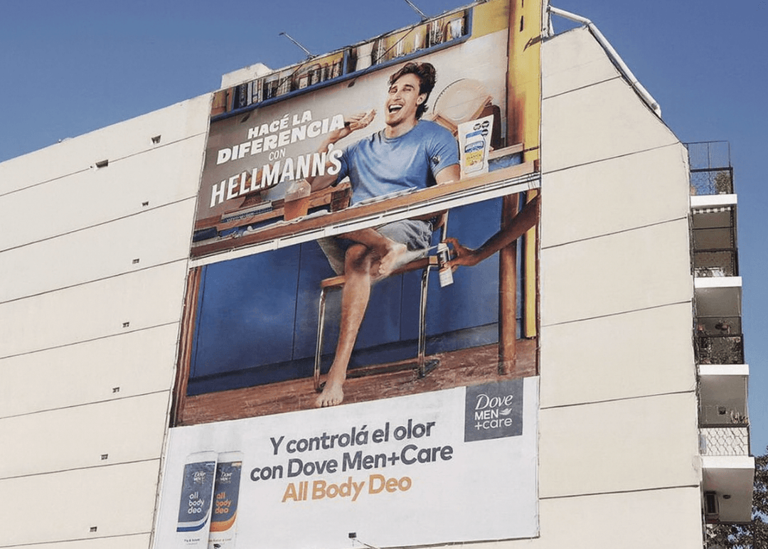 Portada de Dove Men+Care irrumpe en las calles interviniendo carteles de otras marcas 