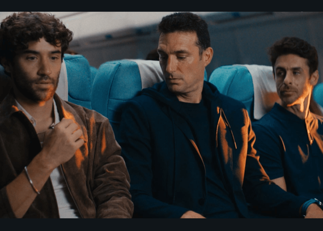 Portada de Banco Macro presenta su nueva campaña con Scaloni 