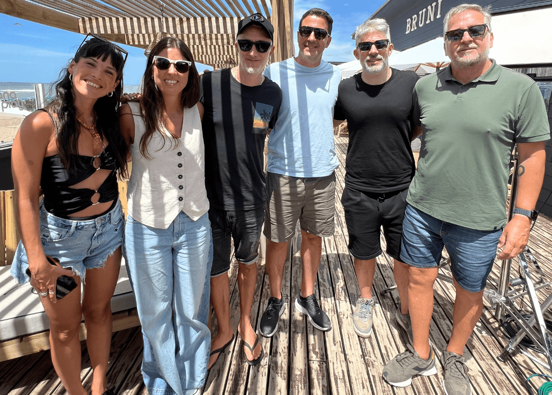 Portada de Perros de la Calle en vivo desde Pinamar de la mano de Actron