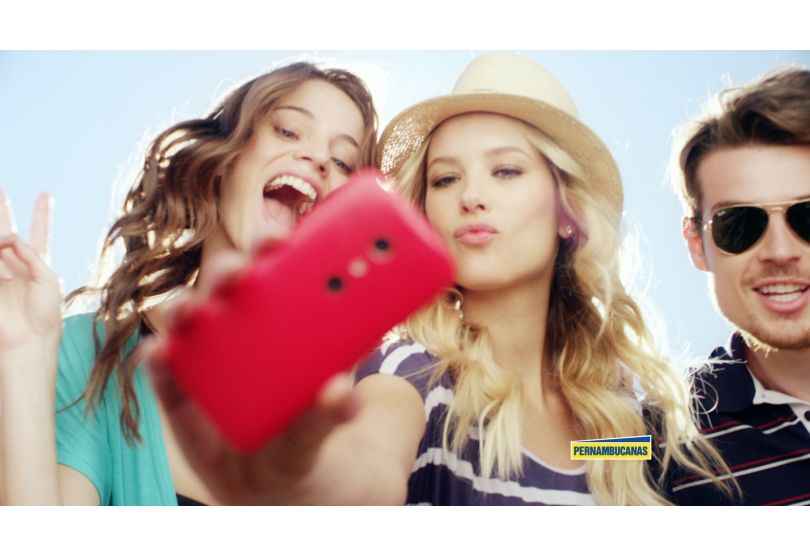 Portada de JWT crea una nueva campaña con selfies para Pernambucanas