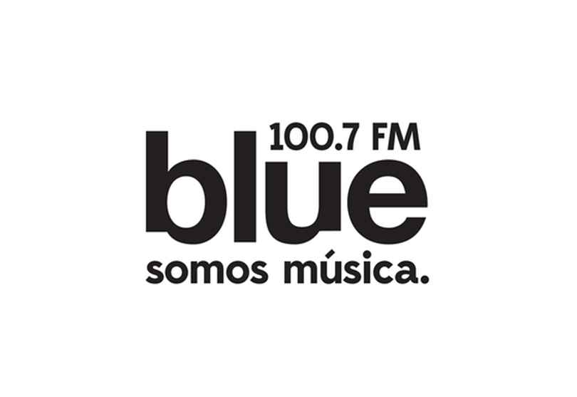 Portada de FM Blue 100.7 renueva su programación