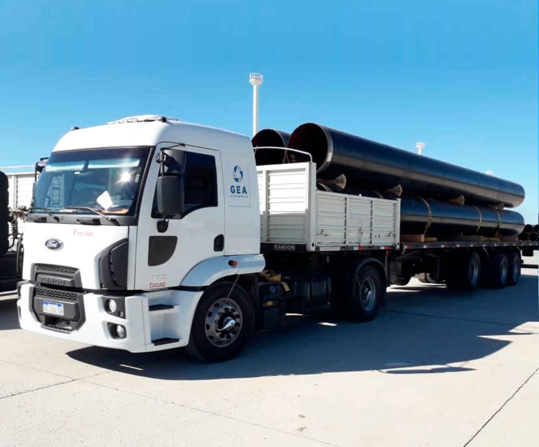 Portada de GEA Logistics transporta materiales para gasoducto de Vaca Muerta