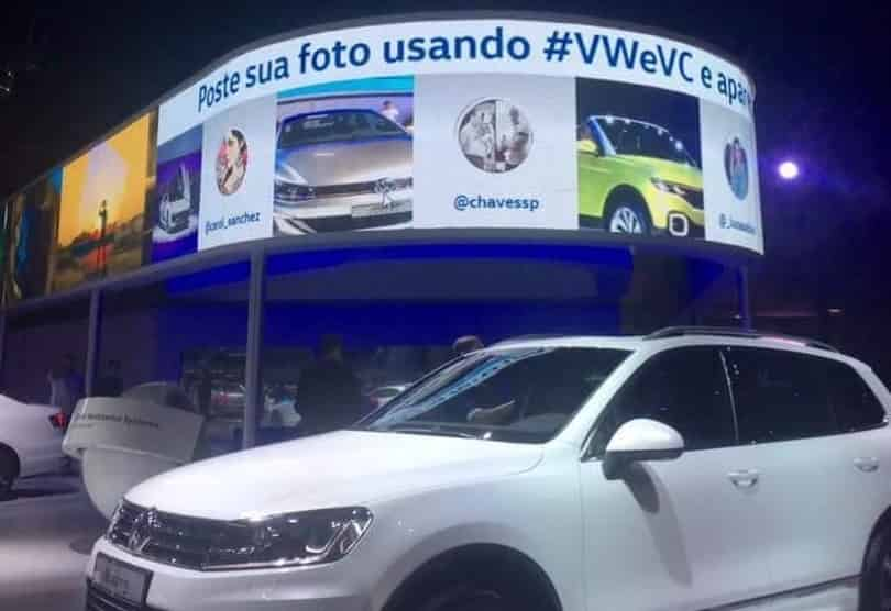 Portada de E.life crea Social Wall de Volkswagen para el Salón del Automóvil 2016