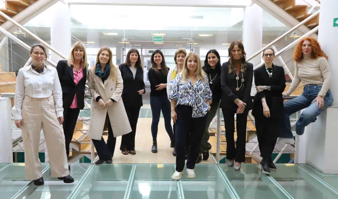 Portada de Nueva comisión directiva del Foro Argentino de Mujeres Ejecutivas (FAME) 