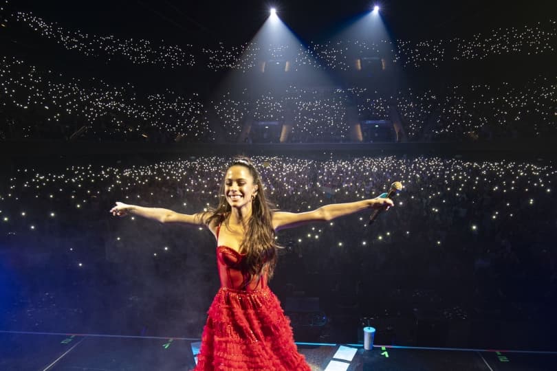 Portada de Con un show de Tini, se inauguró el viernes el Movistar Arena