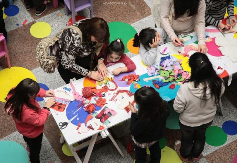 Portada de IRSA CP festeja el Día del Niño en Alto Avellaneda y Distrito Arcos