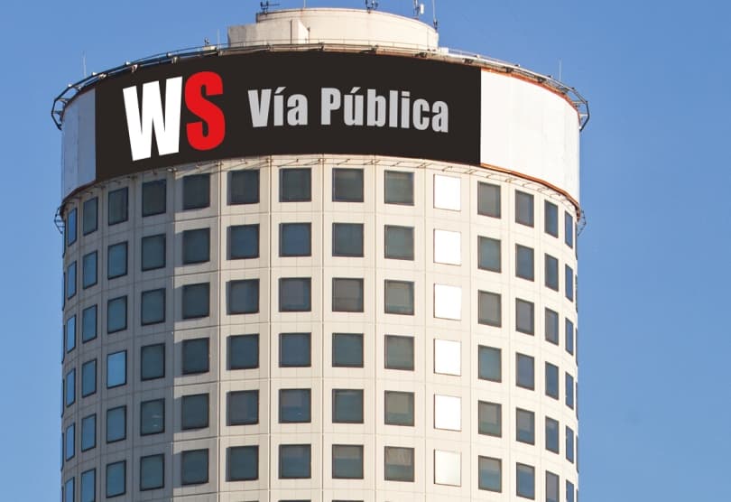 Portada de Wall Street Vía Pública presenta un nuevo dispositivo LED en la Torre Prourban “El Rulero”