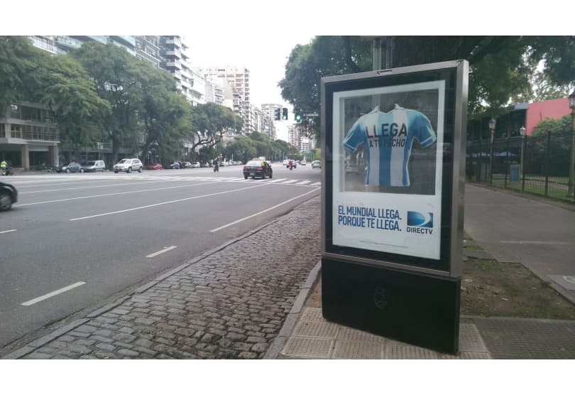 Portada de La campaña de DIRECTV, en los dispositivos de Sarmiento  