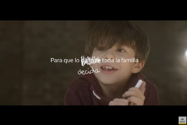 Portada de Renault y Proximity Madrid sitúan por primera vez a los niños como decisores en la compra de un vehículo familiar.