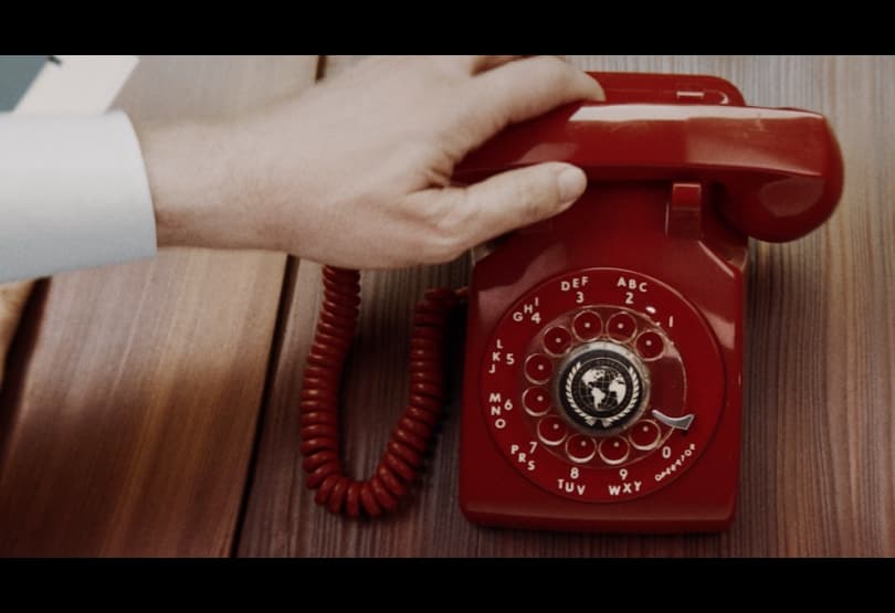 Portada de Landia estrena de JWT "Red Phone", de Rodrigo Saavedra para Kit Kat