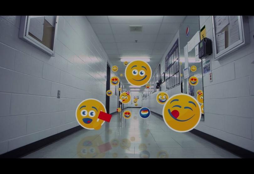 Portada de Pepsi presenta su nueva campaña #DeciloConPepsi