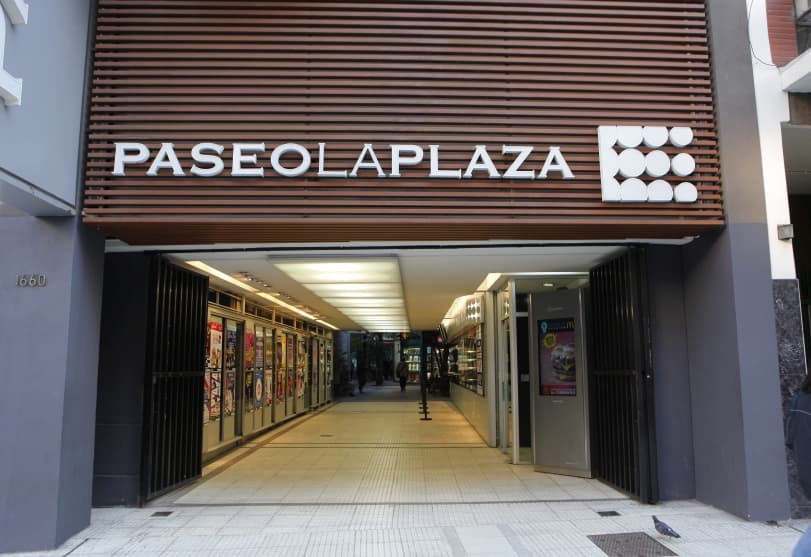 Portada de Claro anuncia alianza con el Grupo La Plaza