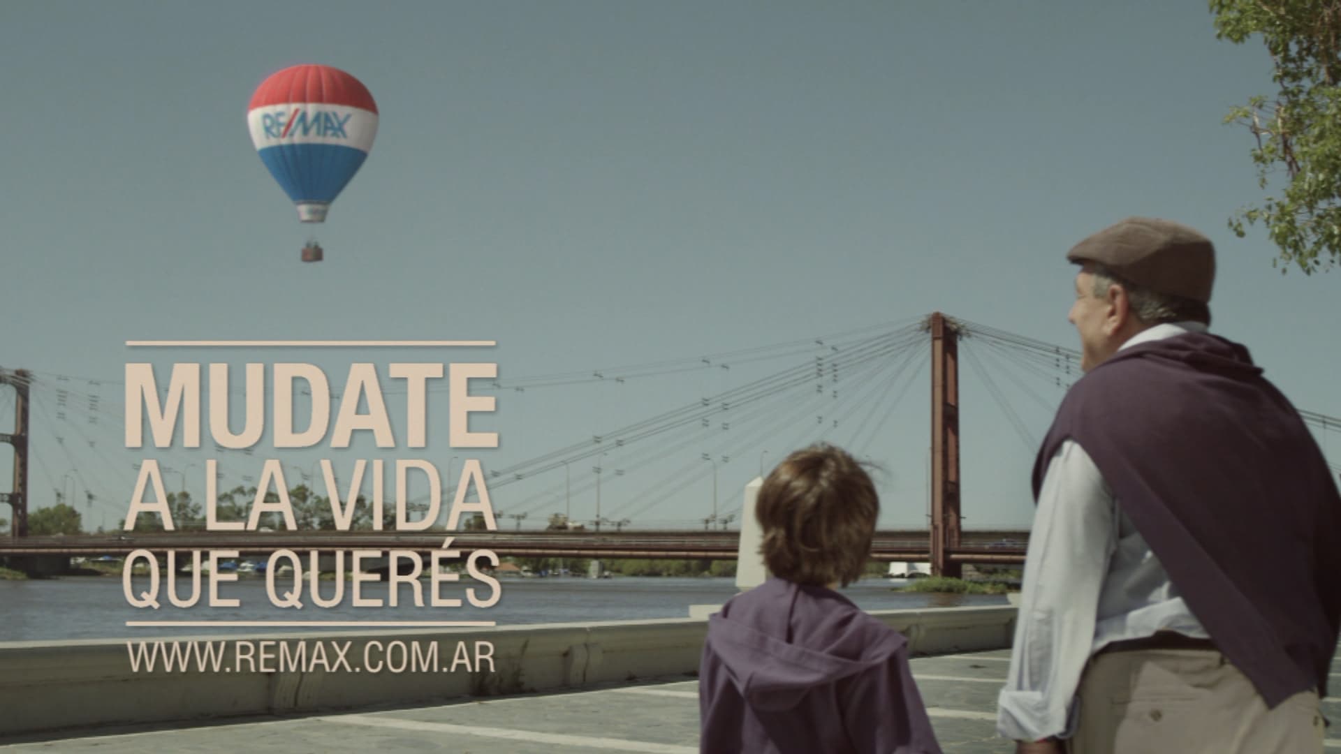 Portada de "Mudate a la vida que querés", nueva campaña de RE/MAX por Anarketing