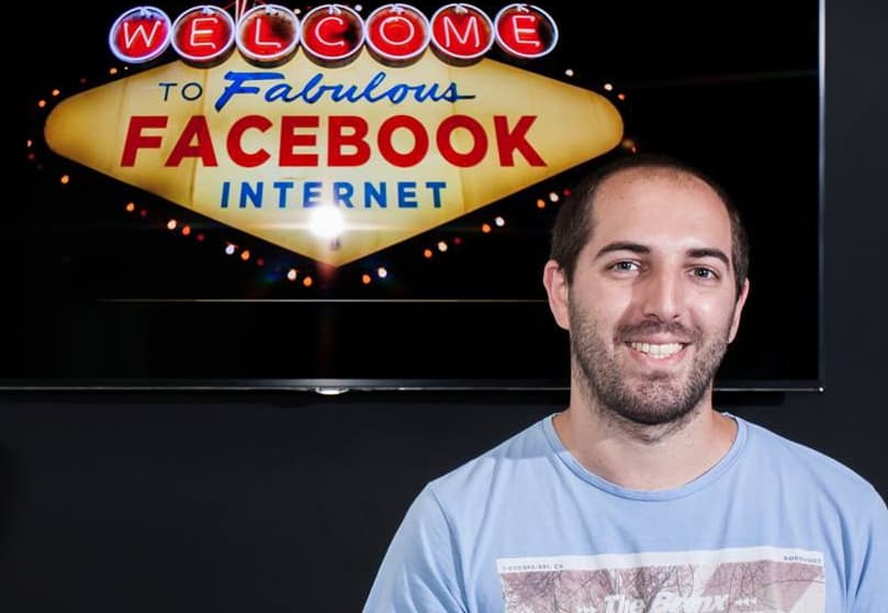 Portada de Pablo Tajer: "Buscamos el por qué de una marca dentro de Facebook"