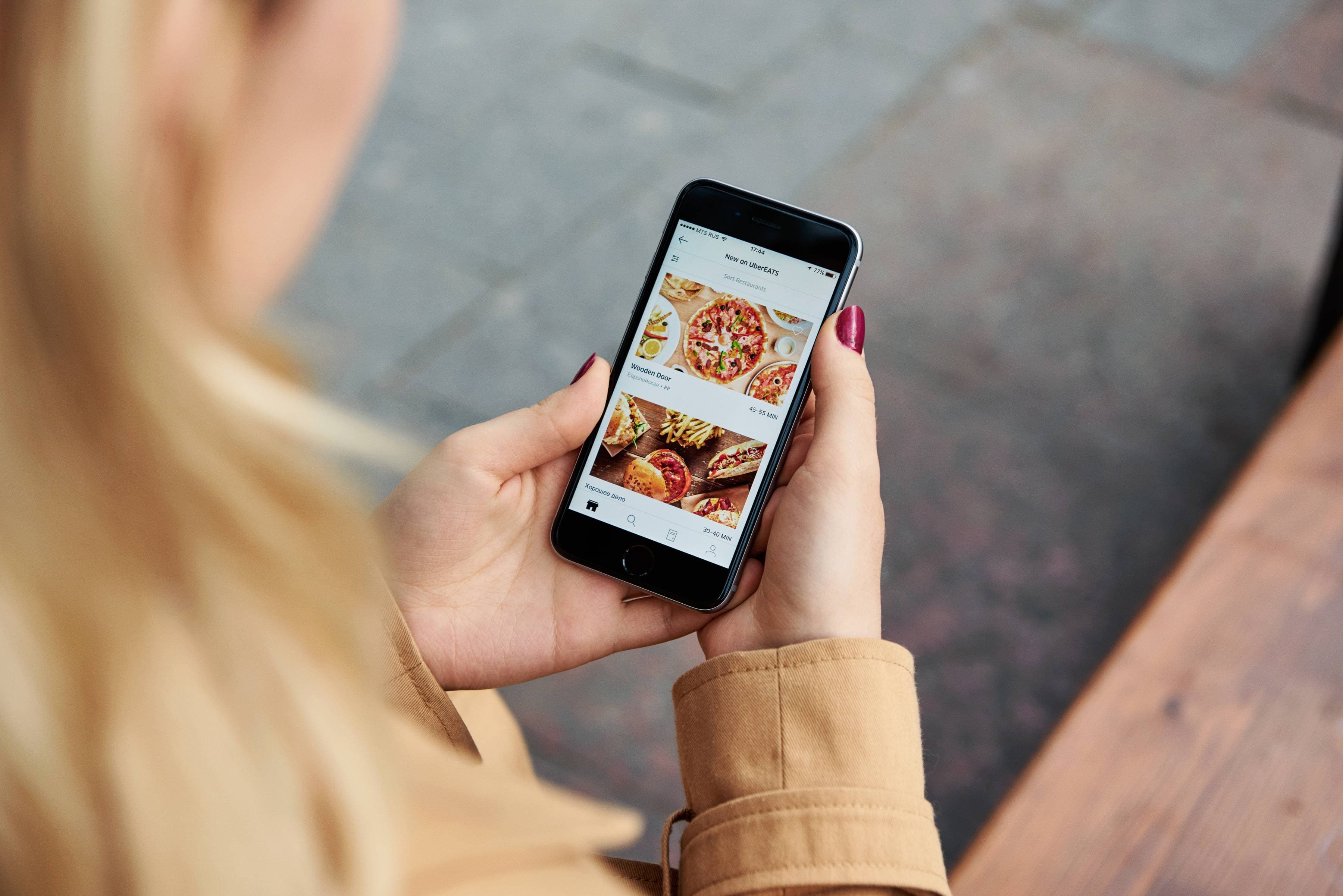 uber-eats--1.jpg,uber-eats--3.jpg,uber-eats--2.jpg