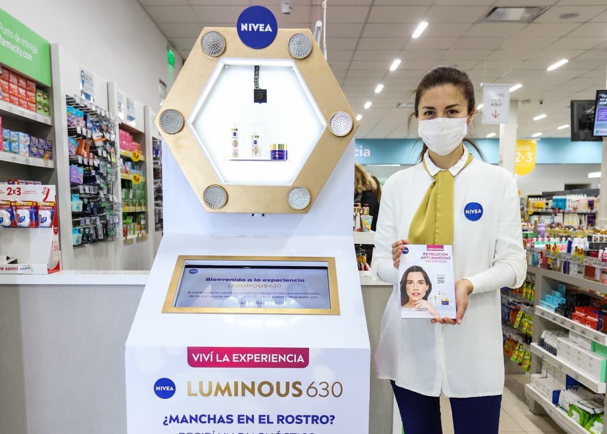 Portada de NIVEA lanzó la Experiencia Luminous 630 de la mano de Cuatro Coronas