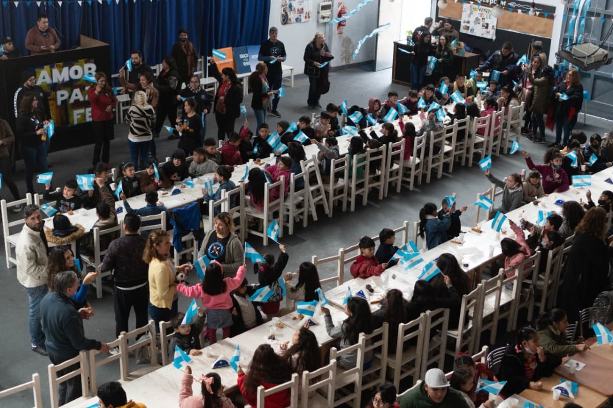 Portada de Indalo Media realizó una merienda solidaria por el Día de la Independencia