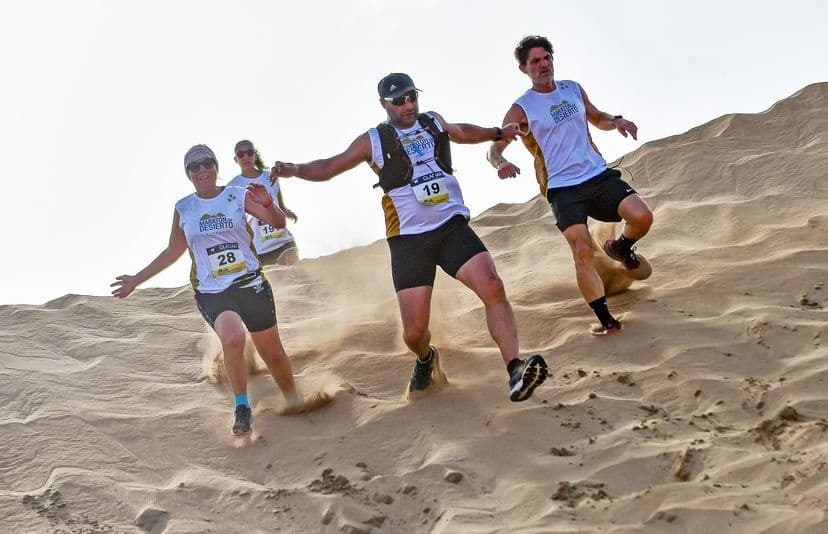 Portada de Este domingo 7 de enero se celebra en Pinamar la 23 edición de la Maratón del Desierto y El Salvaje, Chacras Marítimas estará presente