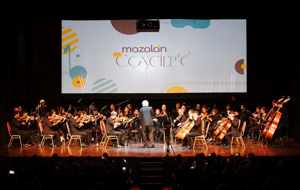 Portada de Mazalán en Concierto, una sinfonía para el festejo de los 30 años de la consultora