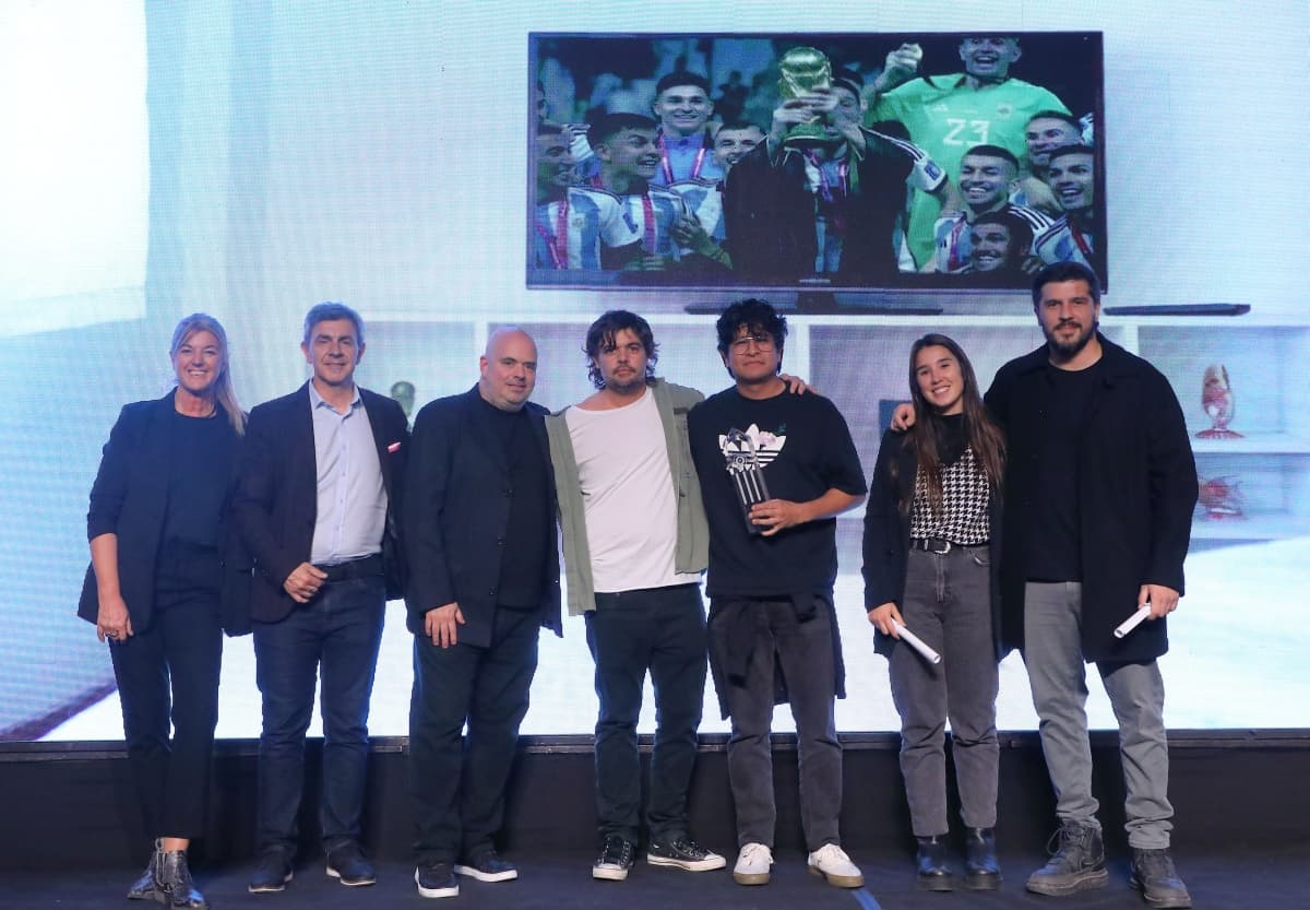 Portada de TyC Sports y Mercado McCann ganaron el Lápiz de Platino Digital