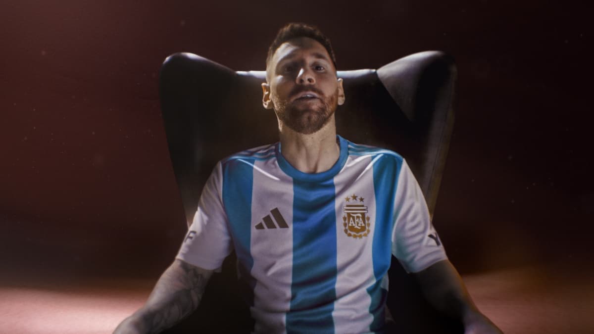 Portada de “¿Qué haría Messi?”, nueva campaña de Isla e YPF 