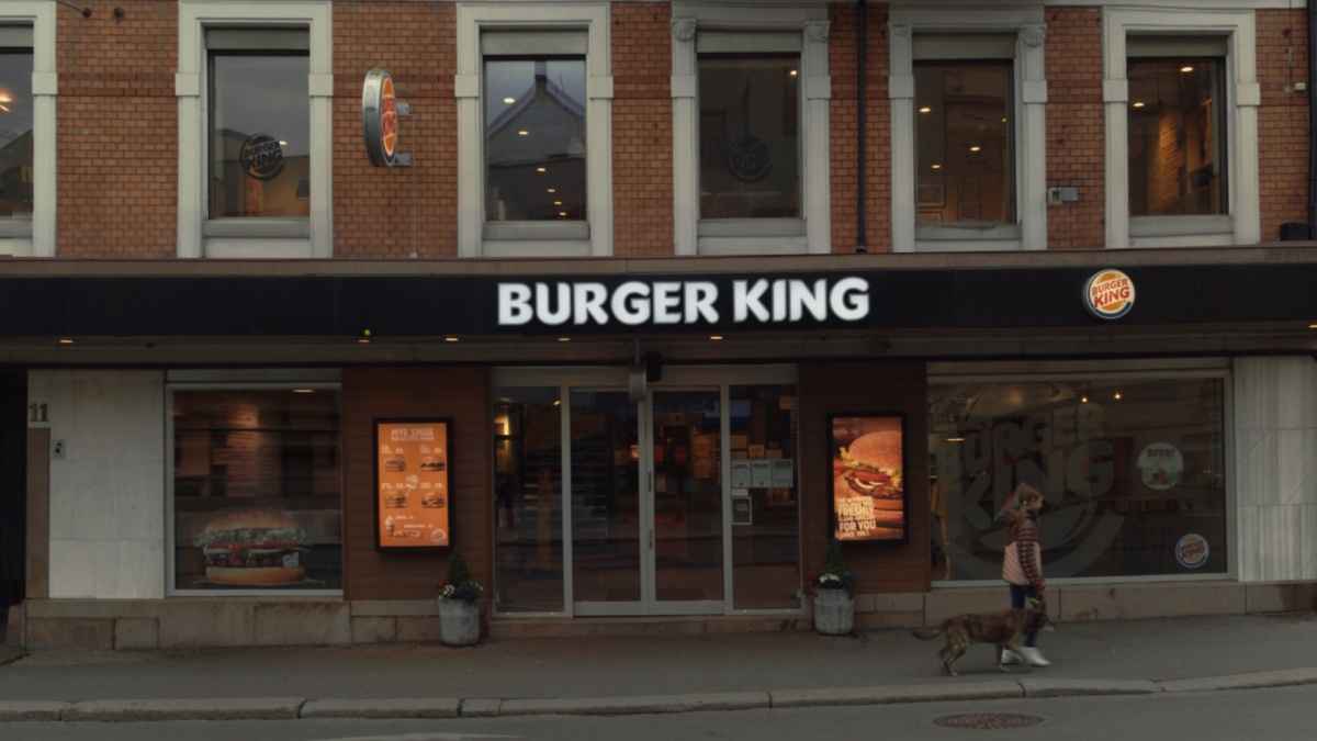 Portada de Burger King recompensa a sus vecinos en su última campaña creada por DAVID Madrid