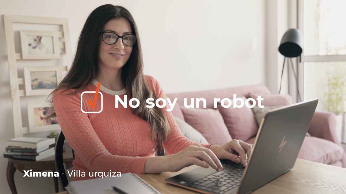 Portada de Galicia presenta “No Soy un Robot”, el primer comercial de un banco con audio description para personas no videntes
