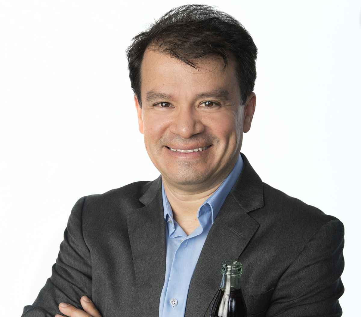 Portada de Javier Meza, VP de Marketing de Coca-Cola Latinoamérica: "Vamos a tener un equipo de marketing latinoamericano integrado"