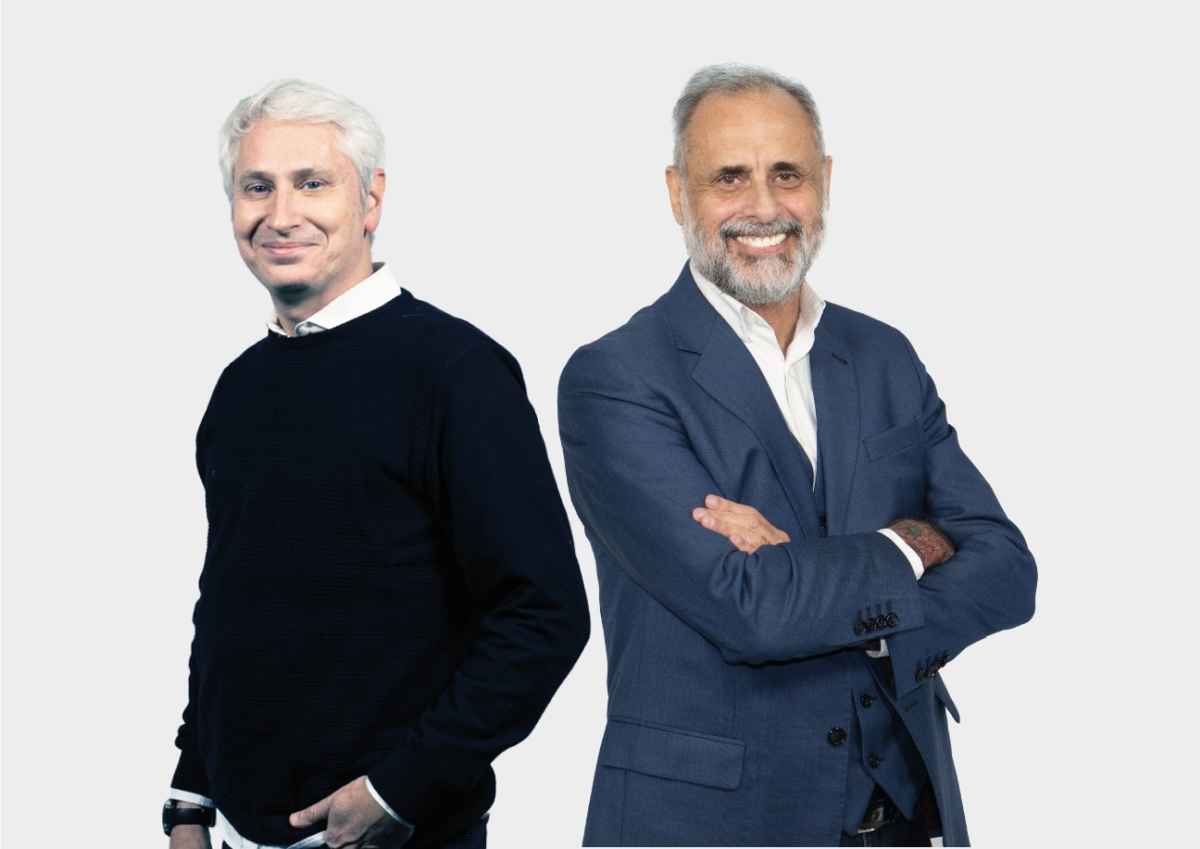 Portada de Radio 10 incorpora a su grilla a Juan Di Natale y Jorge Rial