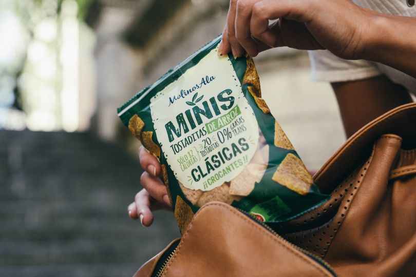 Portada de Molinos Ala lanza "Minis", nuevo snack de bolsillo