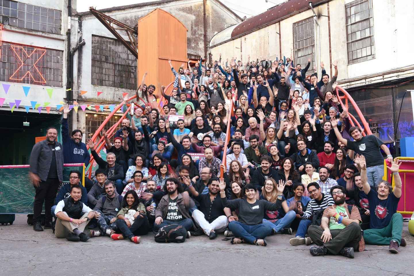 Portada de Hacks/Hackers Buenos Aires convoca a postular Workshops y proyectos para la Media Feria que se desarrollarán en la Media Party 2016