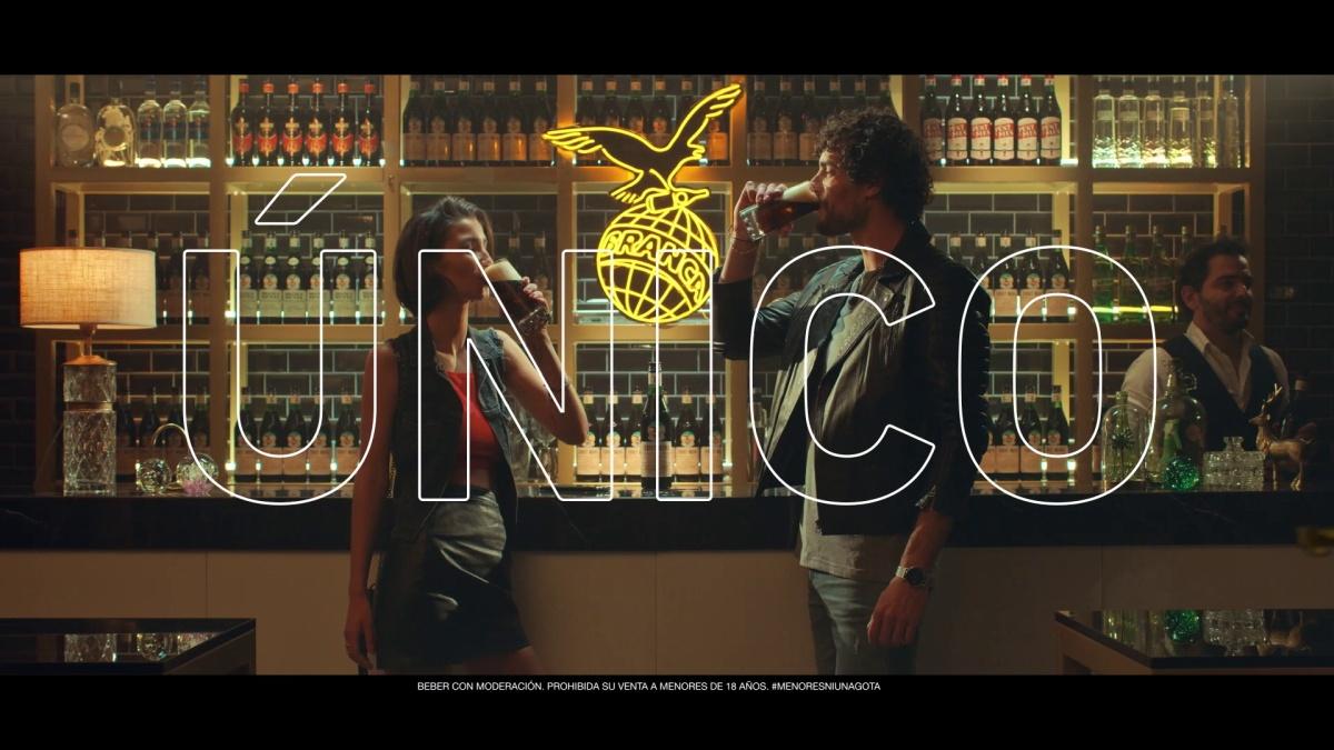 Portada de Estreno: Fernet Branca presenta el lanzamiento de “Ú.N.I.C.O.”, su nueva campaña creada por Lado C