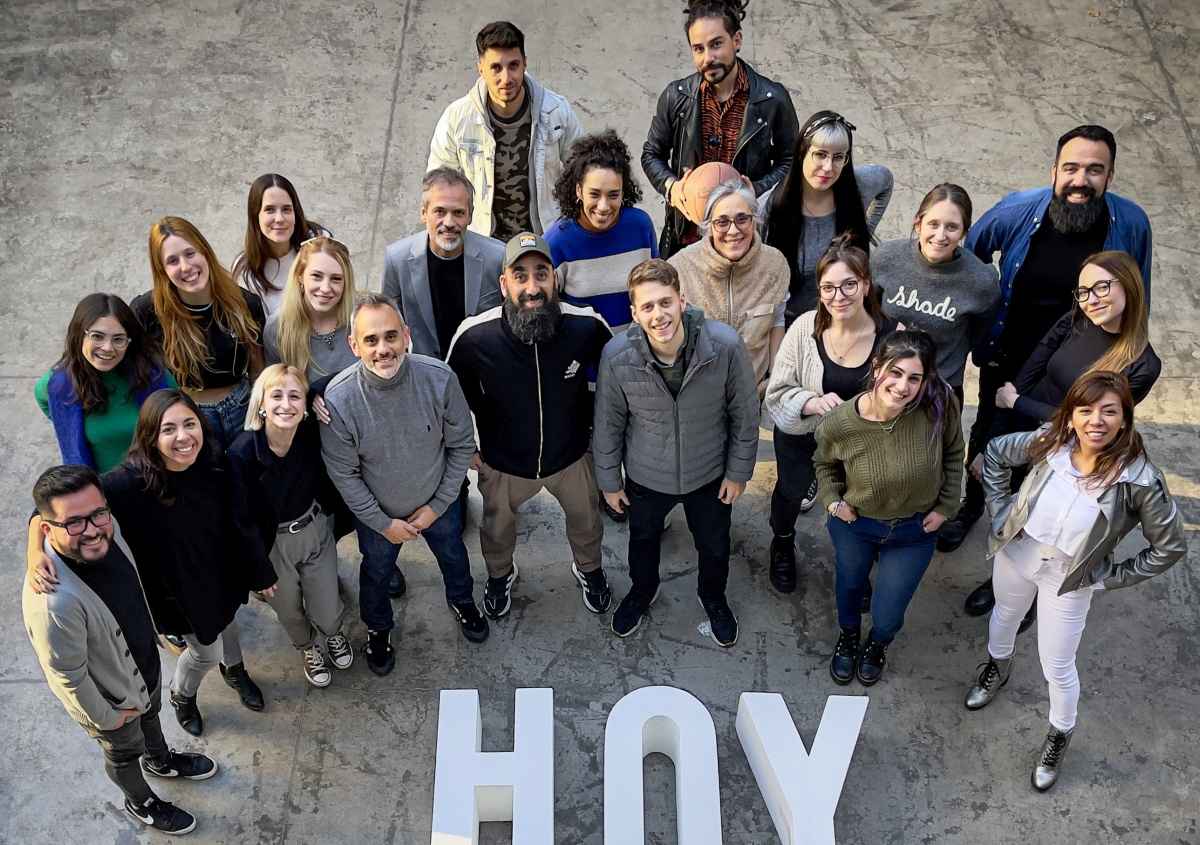 Portada de Entrevista al equipo creativo de HOY Buenos Aires