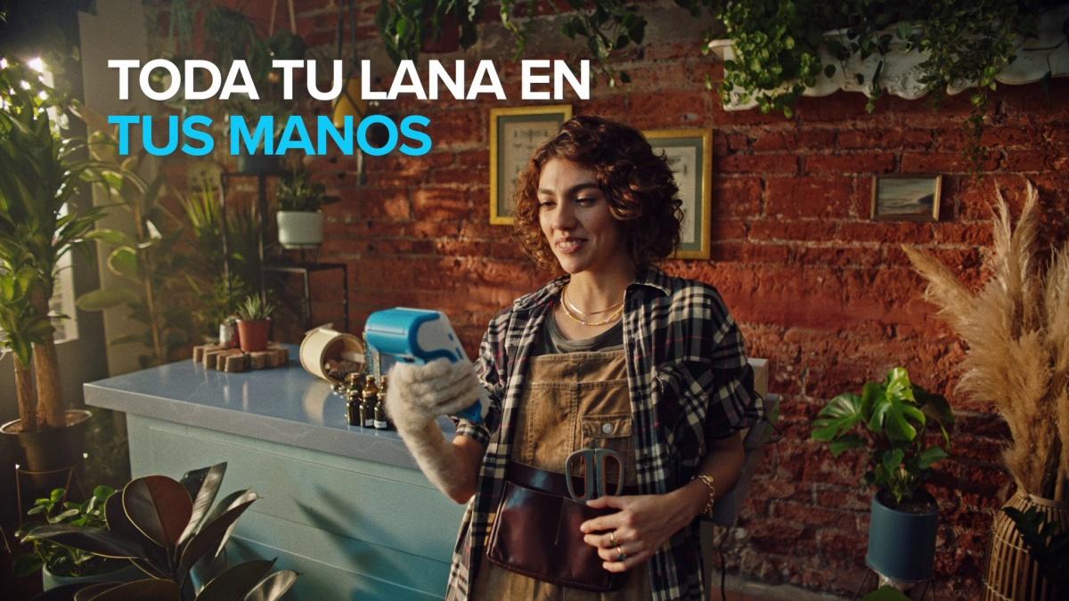 Portada de “Lana en tus manos”, la nueva campaña de Mercado Pago realizada de la mano de GUT Mexico City