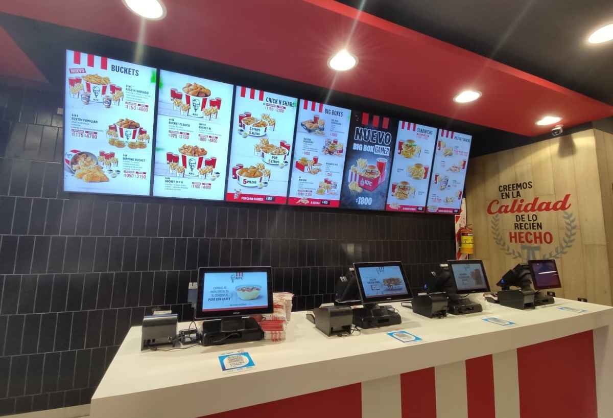 Portada de KFC celebra sus 10 años en Argentina