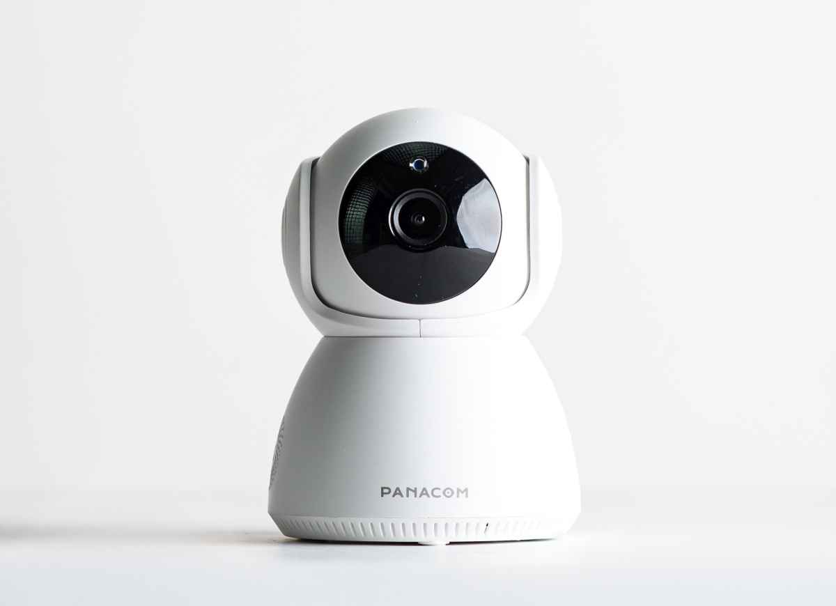 Portada de Panacom presenta tres nuevas cámaras de seguridad IP