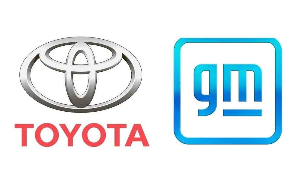 Portada de Toyota y GM tienen nuevas agencias de comunicación